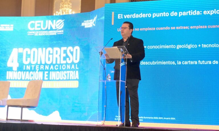 Dialogan en el Foro Mundial de Energía Solar 2026 en Hermosillo sobre futuro de la minería
